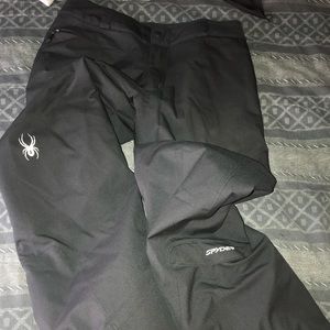 Black spyder ski pants